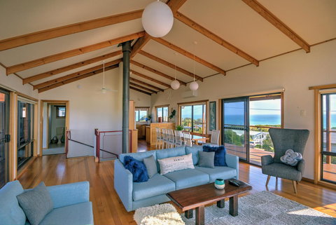 Zenith - Accommodation Mermaid Beach 5