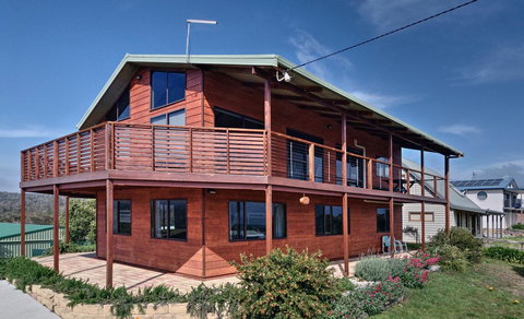 Zenith - Accommodation Mermaid Beach 15