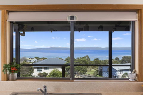 Zenith - Accommodation Mermaid Beach 29