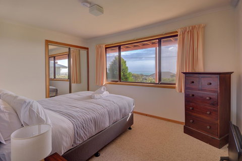 Zenith - Accommodation Mermaid Beach 16