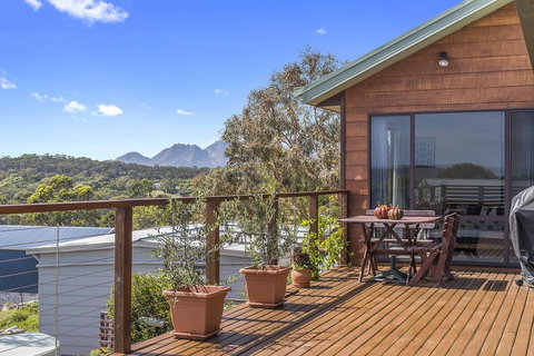 Zenith - Accommodation Mermaid Beach 21