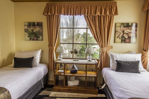 Touchwood Cottages - Accommodation Mermaid Beach 34