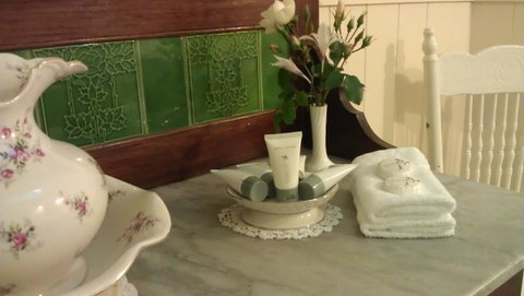 Touchwood Cottages - Accommodation Mermaid Beach 20
