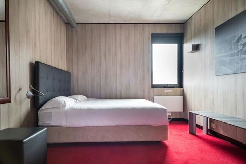 Buller Central Hotel - Accommodation Mermaid Beach 2