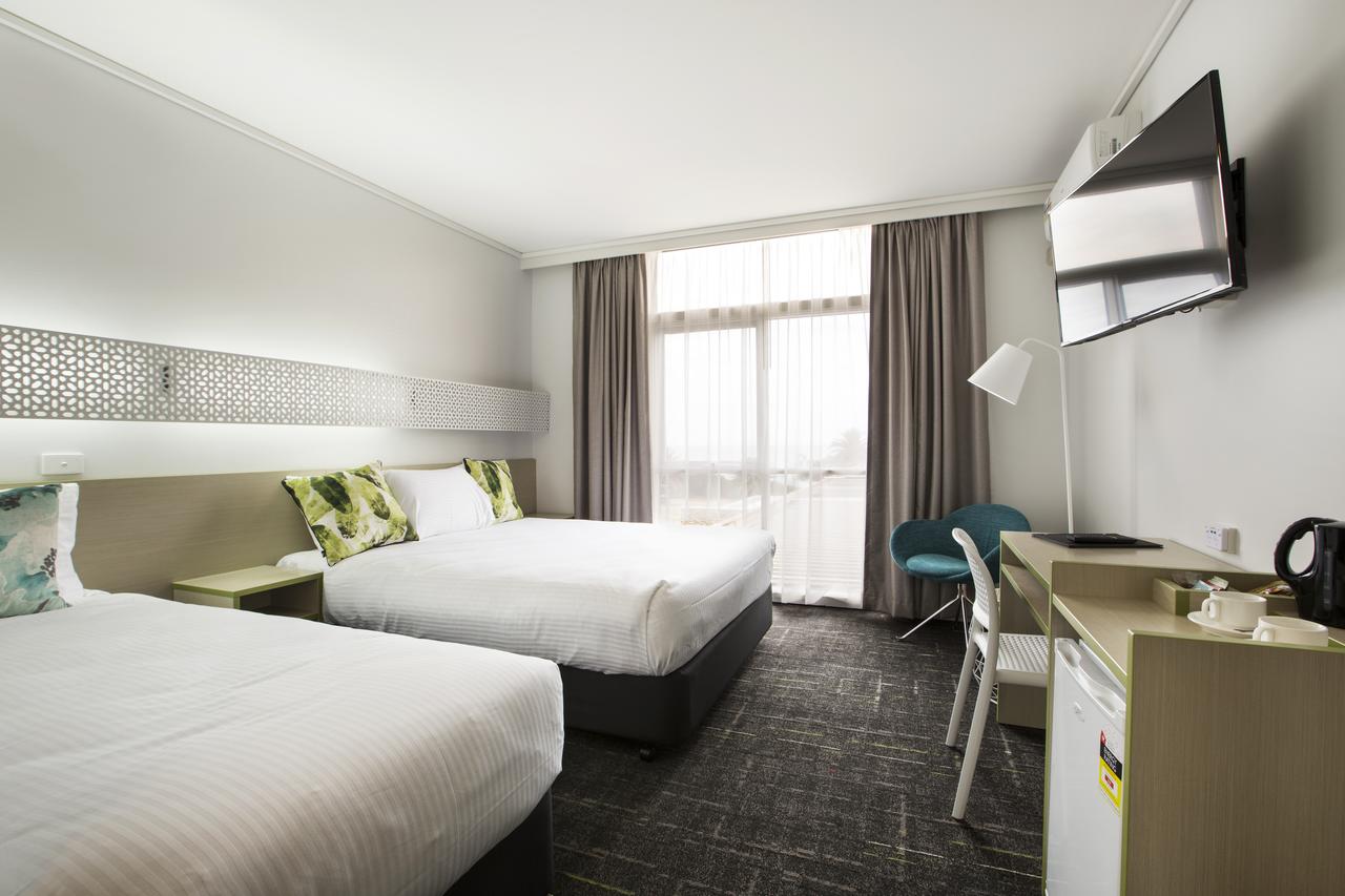  Accommodation Mermaid Beach