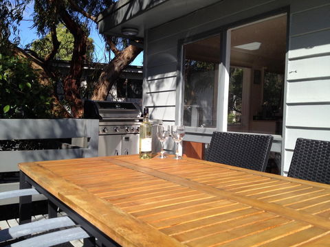 Kookas Retreat - Accommodation Mermaid Beach 12