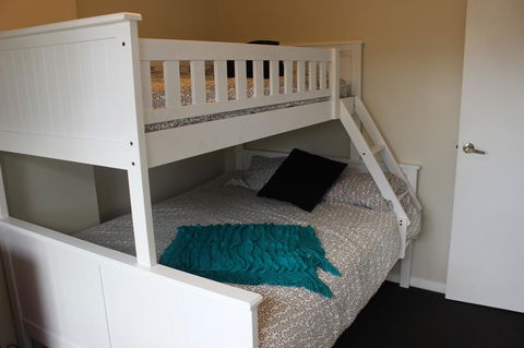 Kookas Retreat - Accommodation Mermaid Beach 11