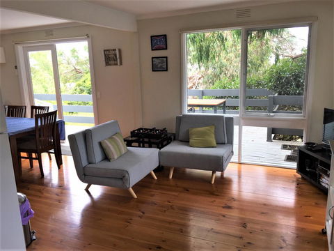 Kookas Retreat - Accommodation Mermaid Beach 5