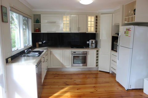Kookas Retreat - Accommodation Mermaid Beach 7