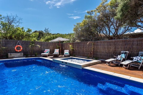 Front Beach House - Accommodation Mermaid Beach 6