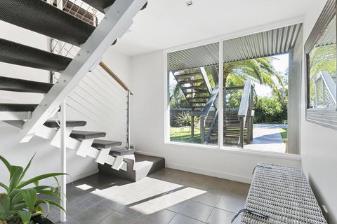 Front Beach House - Accommodation Mermaid Beach 18