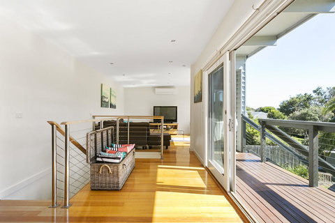 Front Beach House - Accommodation Mermaid Beach 14