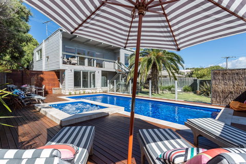 Front Beach House - Accommodation Mermaid Beach 7