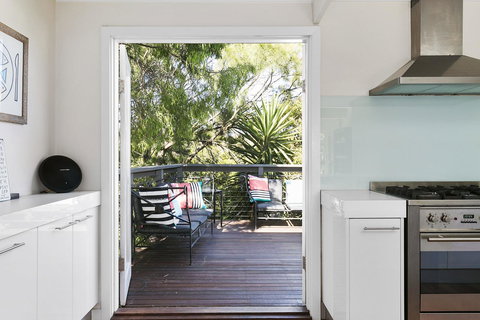 Front Beach House - Accommodation Mermaid Beach 11