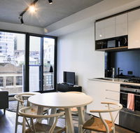 Mono Apartments on La Trobe Street - Accommodation Mermaid Beach