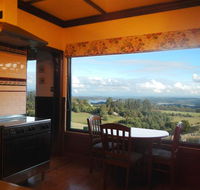 A Cottage with a View at Tudor Ridge - Accommodation Mermaid Beach