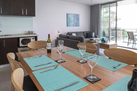 The Dolphin Apartments - Accommodation Mermaid Beach 20