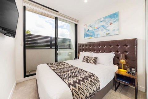 Whitehorse Apartments Hotel - Accommodation Mermaid Beach 2