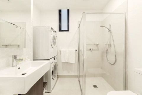Whitehorse Apartments Hotel - Accommodation Mermaid Beach 1
