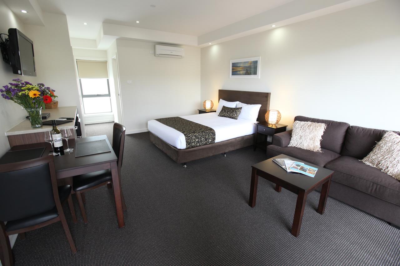 Langwarrin South VIC Accommodation Mermaid Beach