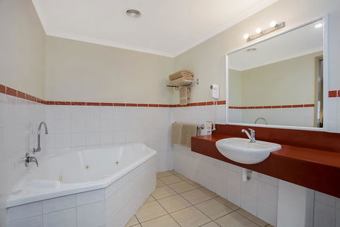 Comfort Inn Warrnambool International - Accommodation Mermaid Beach 11