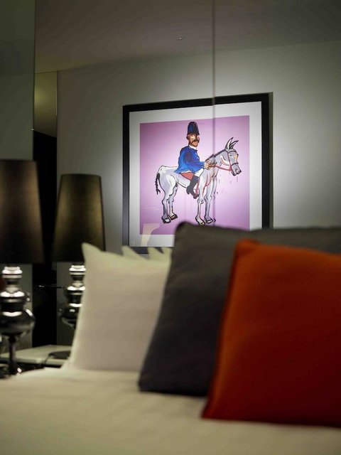 The Cullen Melbourne - Art Series - Accommodation Mermaid Beach 10