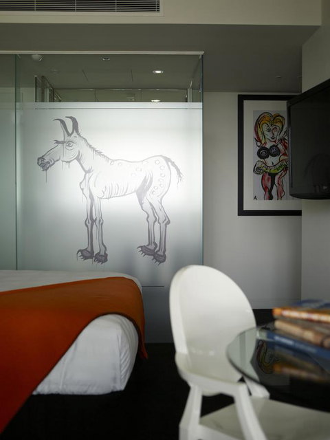 The Cullen Melbourne - Art Series - Accommodation Mermaid Beach 9