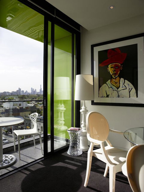 The Cullen Melbourne - Art Series - Accommodation Mermaid Beach 5