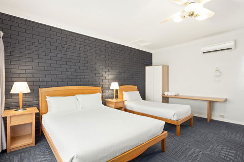 The International Motel Apollo Bay - Accommodation Mermaid Beach 10