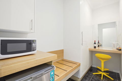 The International Motel Apollo Bay - Accommodation Mermaid Beach 20