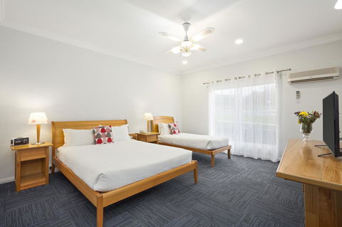 The International Motel Apollo Bay - Accommodation Mermaid Beach 32