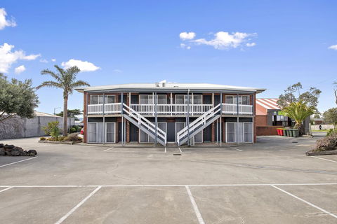 The International Motel Apollo Bay - Accommodation Mermaid Beach 5