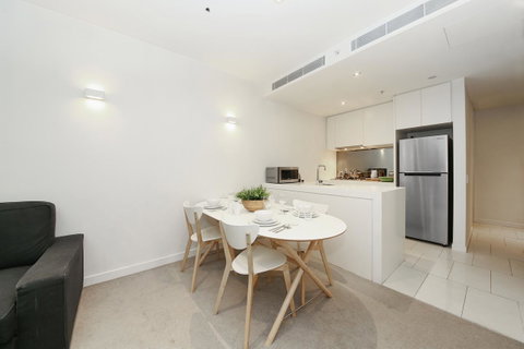 COZY 2BR Suites, FEDERATION SQUARE + FREE Parking - Accommodation Mermaid Beach 7