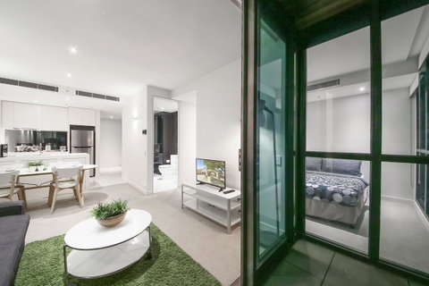 COZY 2BR Suites, FEDERATION SQUARE + FREE Parking - Accommodation Mermaid Beach 1