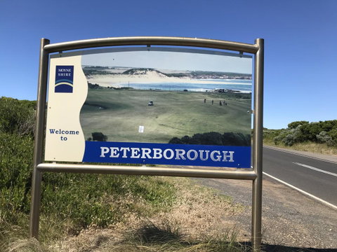 Sunsets On Martyrs Luxury Coastal Beach House Peterborough - Accommodation Mermaid Beach 29