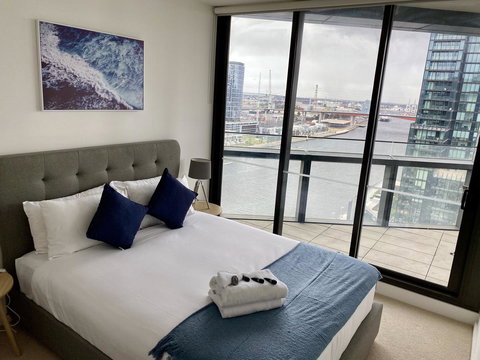 JC Waterfront Apartments On Collins - Accommodation Mermaid Beach 3