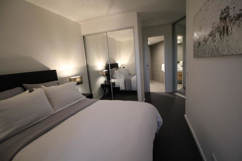 Evelyn507 - Accommodation Mermaid Beach 9