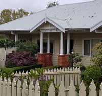 Healesville House - Fig Tree House - Accommodation Mermaid Beach