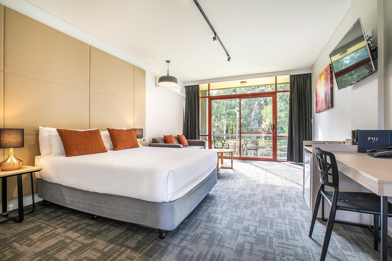 Mount Evelyn VIC Accommodation Mermaid Beach