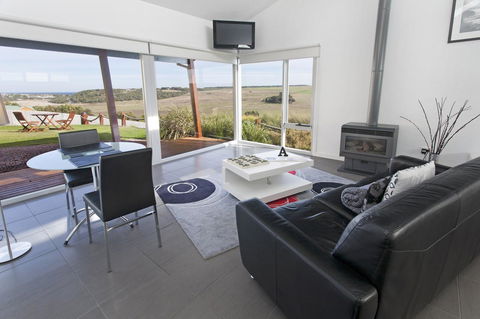 Anchors Port Campbell - Accommodation Mermaid Beach 7