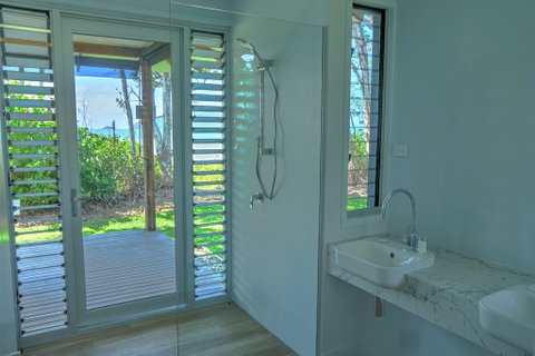 The Bungalows - Accommodation Mermaid Beach 3
