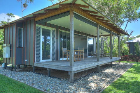 The Bungalows - Accommodation Mermaid Beach 2