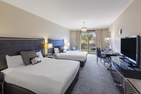 The Carrington Hotel - Accommodation Mermaid Beach 1