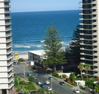 The Crest Apartments - Accommodation Mermaid Beach