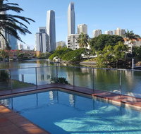 The Emerald Surfers Paradise - Accommodation Mermaid Beach