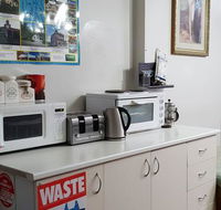The Eastern Hotel - Accommodation Mermaid Beach
