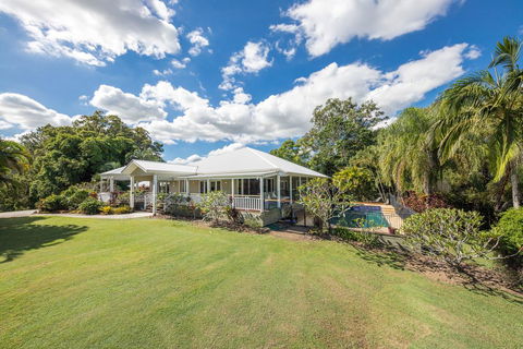 The Frangipani Farm - Accommodation Mermaid Beach 0