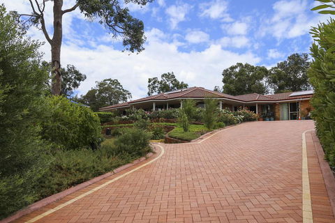 The Good Life B&B - Accommodation Mermaid Beach 0