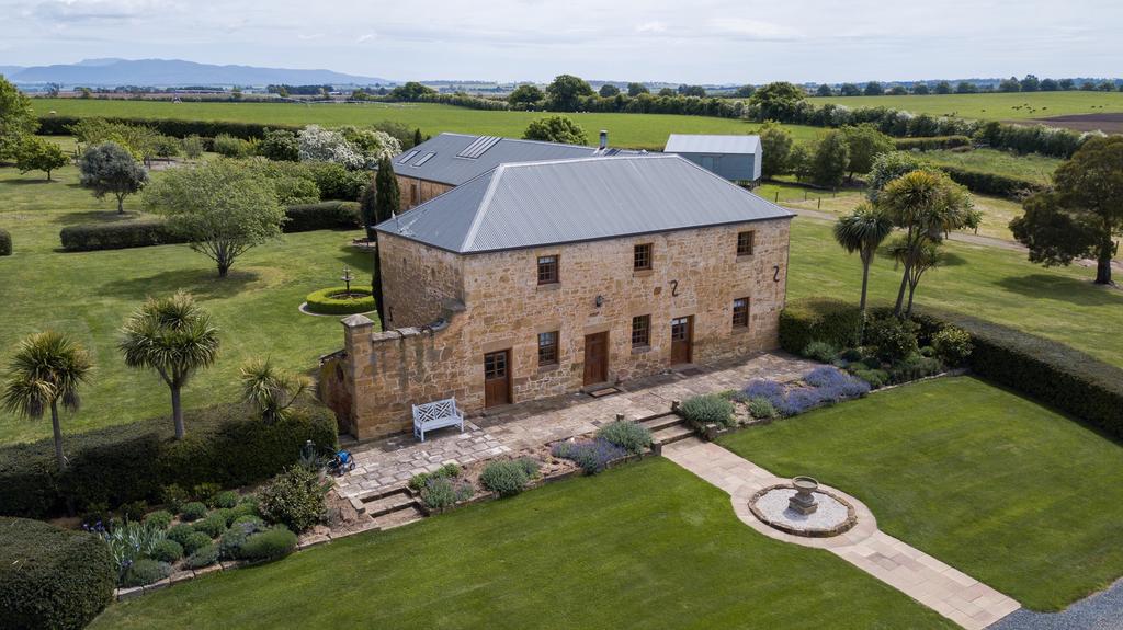 Bracknell TAS Accommodation Mermaid Beach