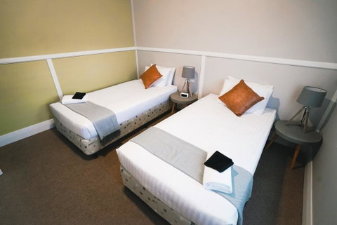 The Greenroof - Accommodation Mermaid Beach 3